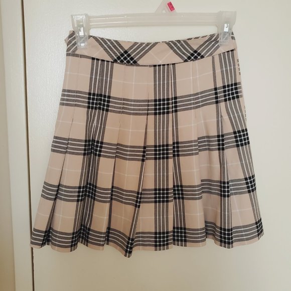 H&M Checkered Mini Skirt (size 0) - Picture 3 of 4